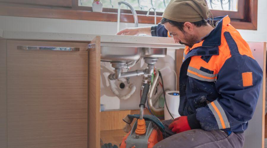 Professional same day plumber in Bloomingburg, OH